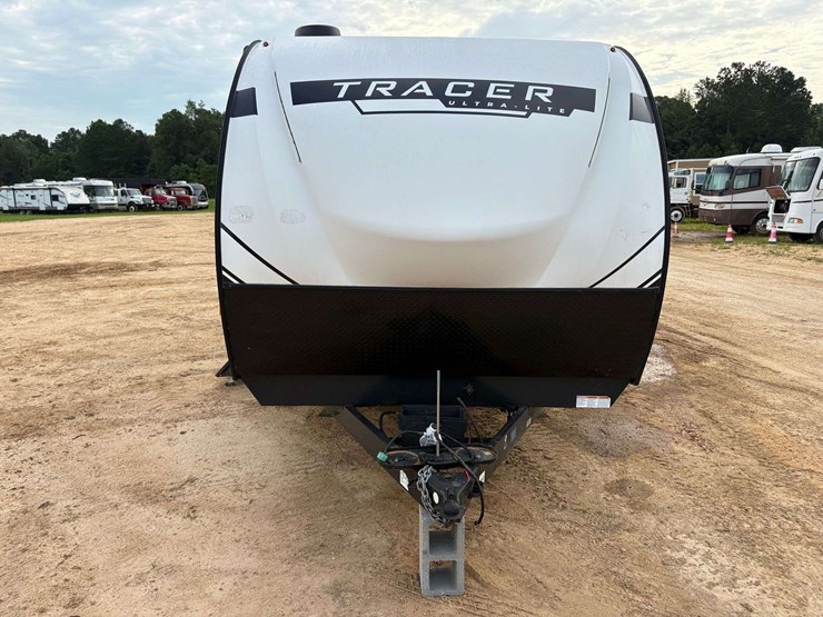 2022-forrest-river-tracer-27'-travel-trailer-image-5