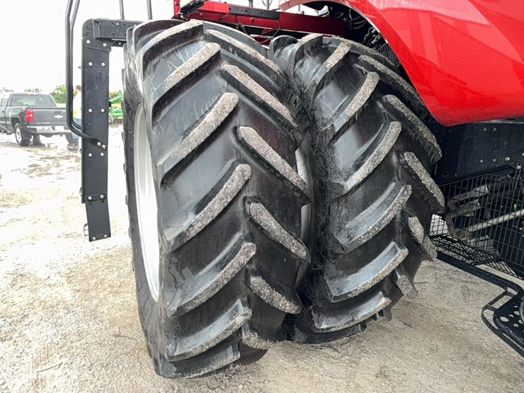 2022-case-ih-8250-image-29