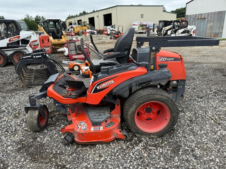 2019-kubota-zd1211-image-5