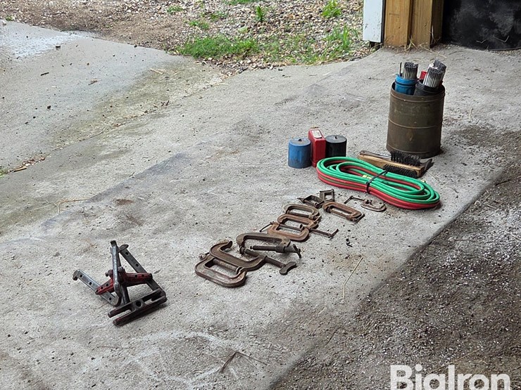 hand-tools,-gear-puller,-c-clamps-image-1