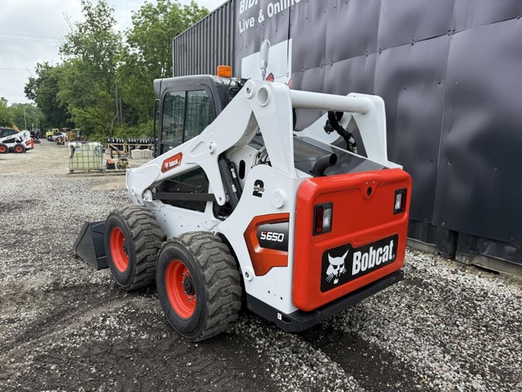 2024-bobcat-s650-image-2