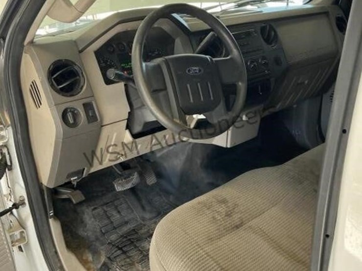 2009-ford-f250-image-24