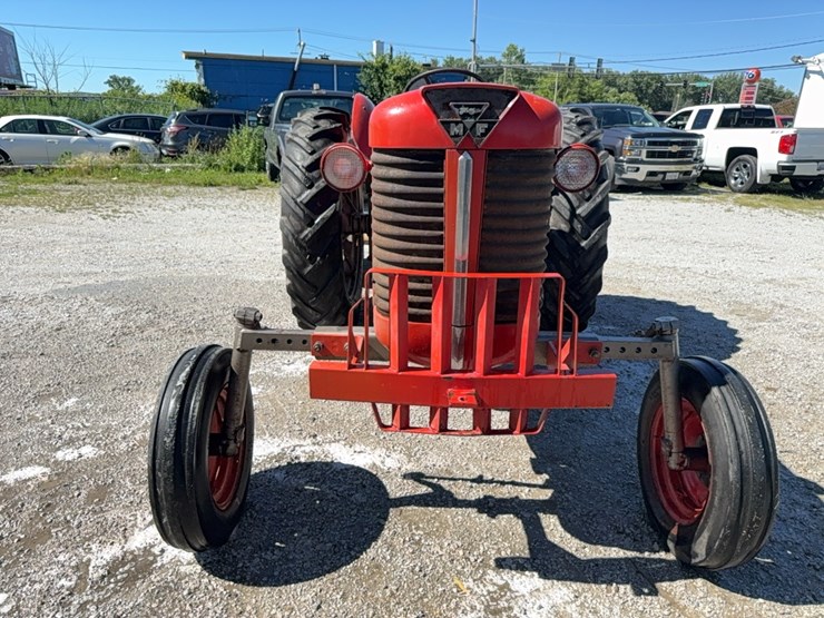 massey-ferguson-65-image-3