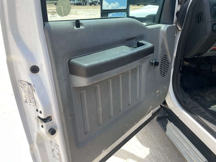 2012-ford-f450-image-9