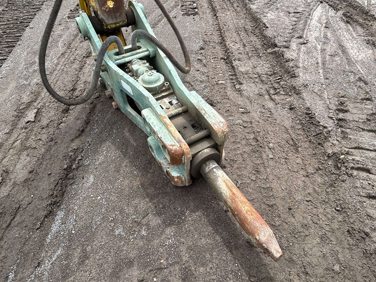 2003-kobelco-sk135sr-lc-image-35