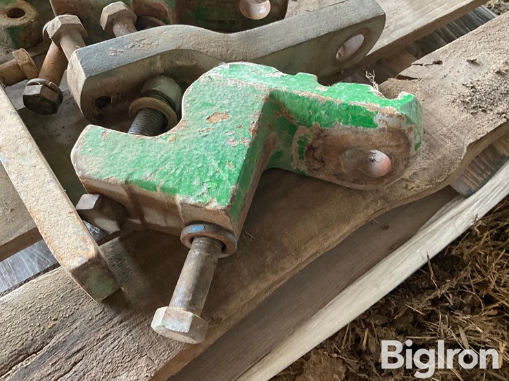 john-deere-drawbar-parts-image-10