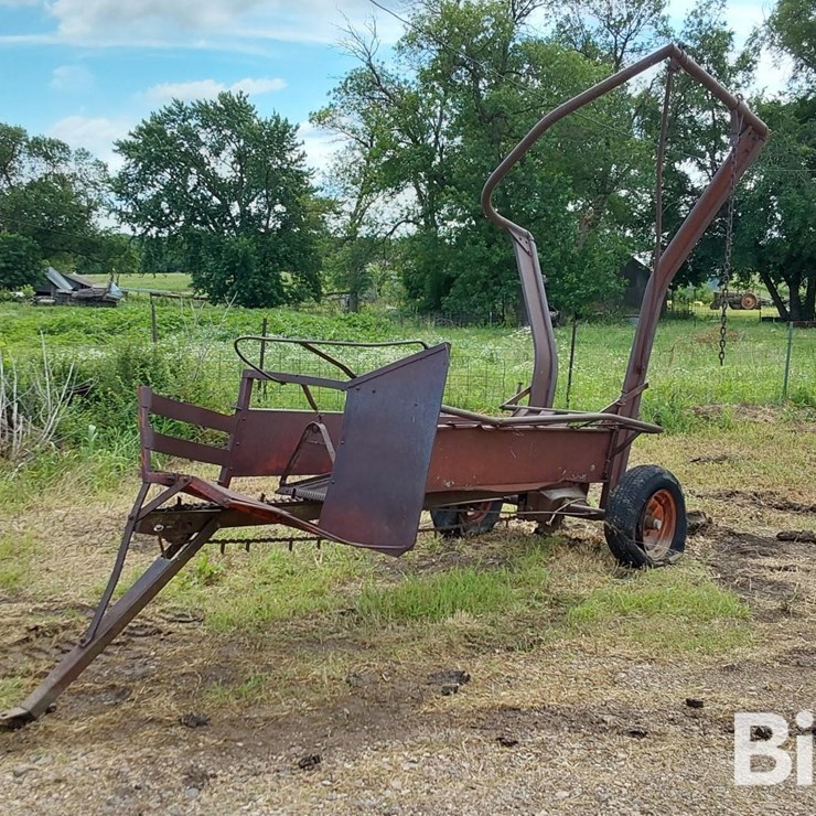Kneib 70 Pop-Up Bale Loader
