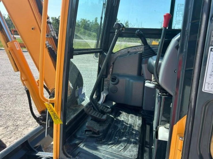 2021-hyundai-robex-35z-9a-image-15
