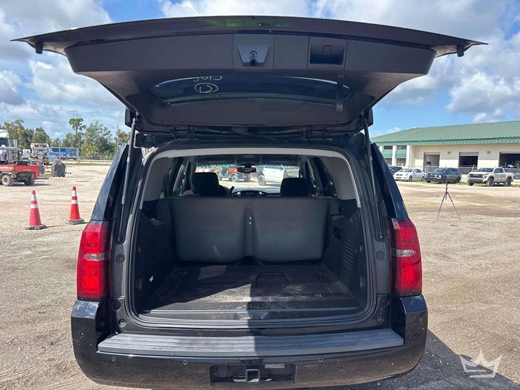 2020-chevrolet-tahoe-image-16