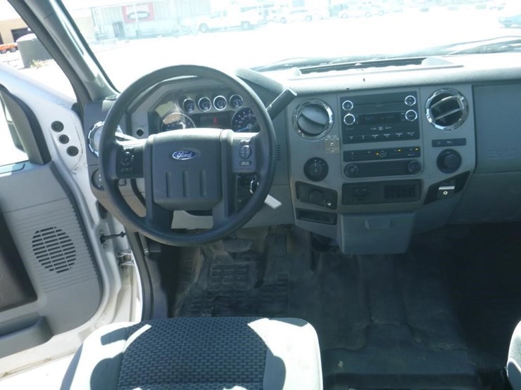 2016-ford-f250-image-9
