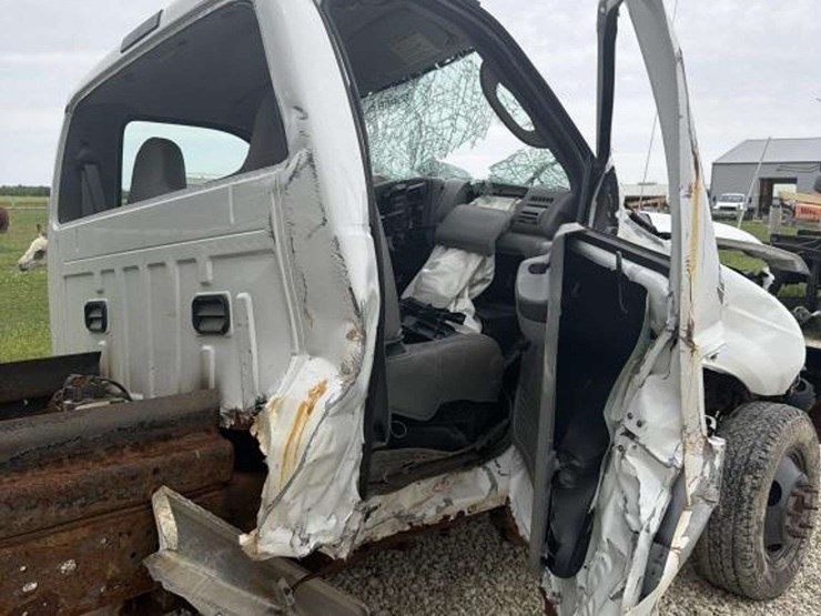 2005-ford-f350-image-8