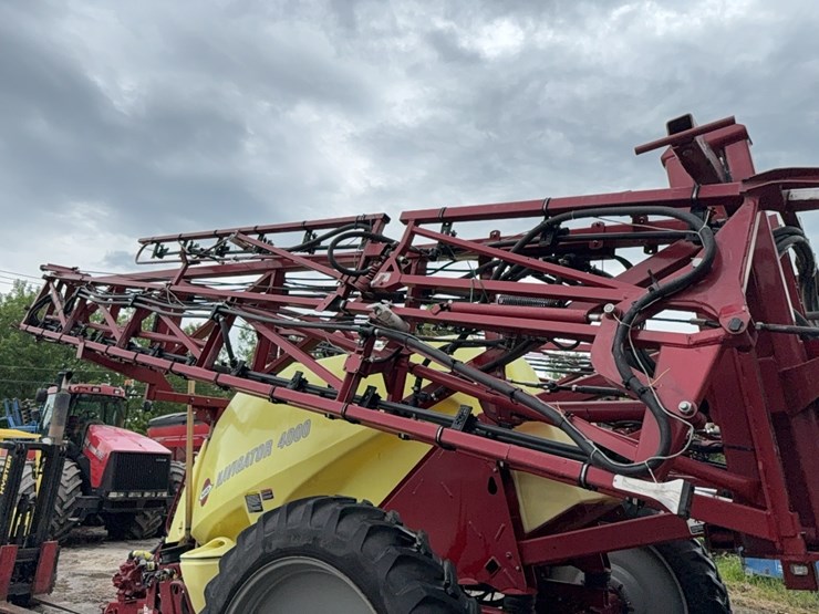 hardi-4000-navigator-sprayer-image-34