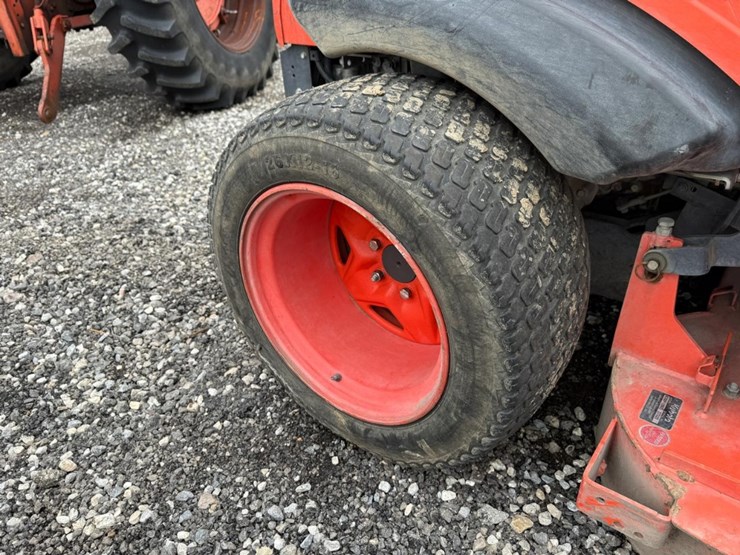2019-kubota-zd1211-image-11