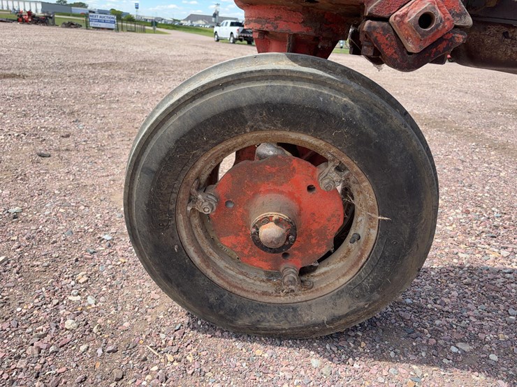 1951-j.i-case-tractor-image-28