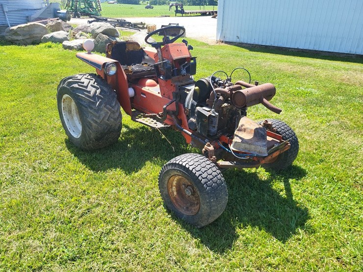 simplicity-garden-tractor-w/engine-and-hydrostat-transmission---parts-image-7