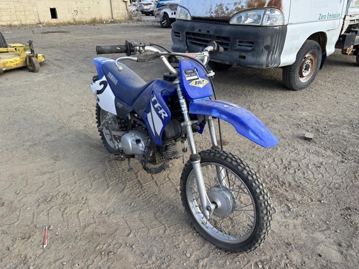 2002-yamaha-dirt-bike-image-2