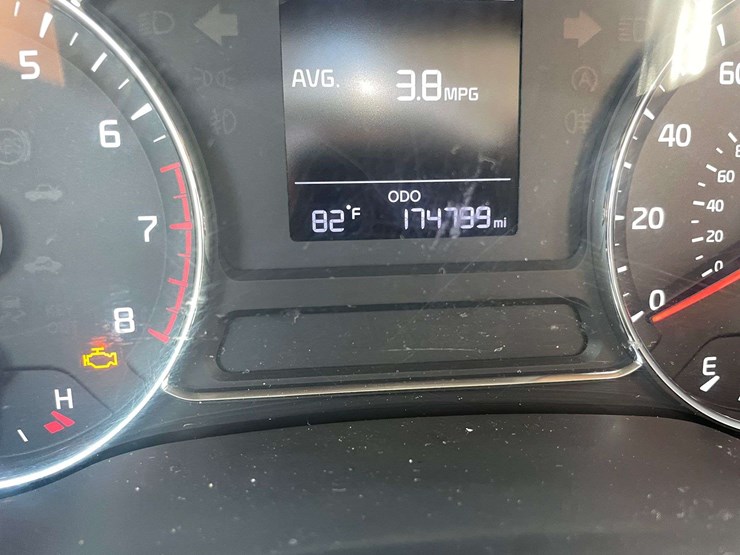 2017-kia-forte-4-door-sedan-(174,799-miles)-image-26