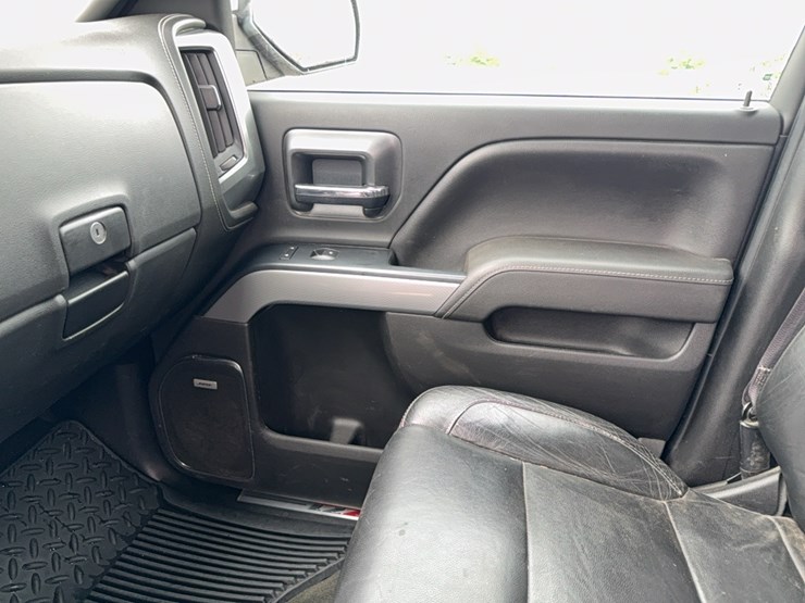 2016-chevrolet-silverado-ltz-image-43
