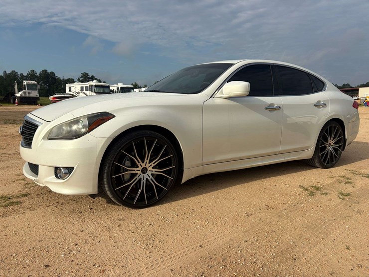 2013-infiniti-m37-4-door-sedan-(156,834-miles)-image-1