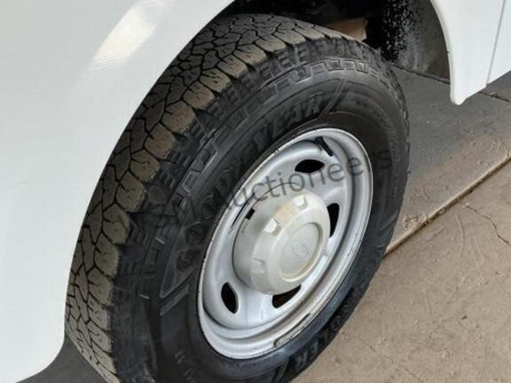 2019-ford-f250-image-8