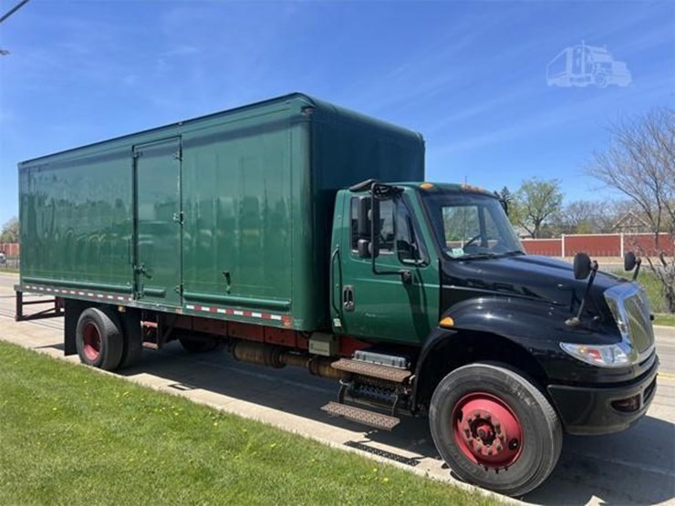 2017-international-durastar-4300-image-1
