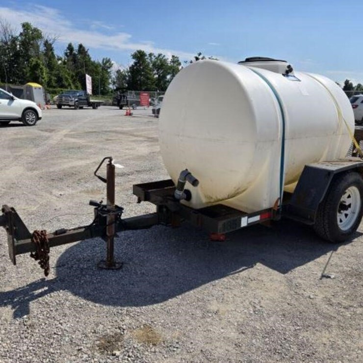 Tow Behind Water Tank