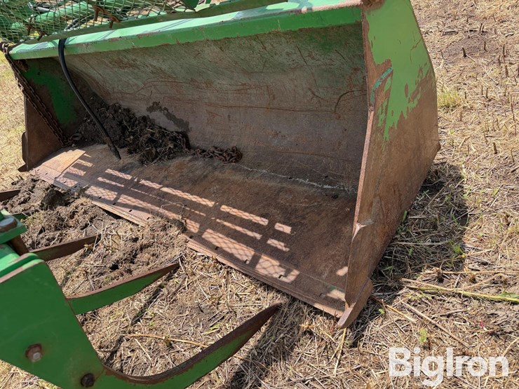 john-deere-8-image-12