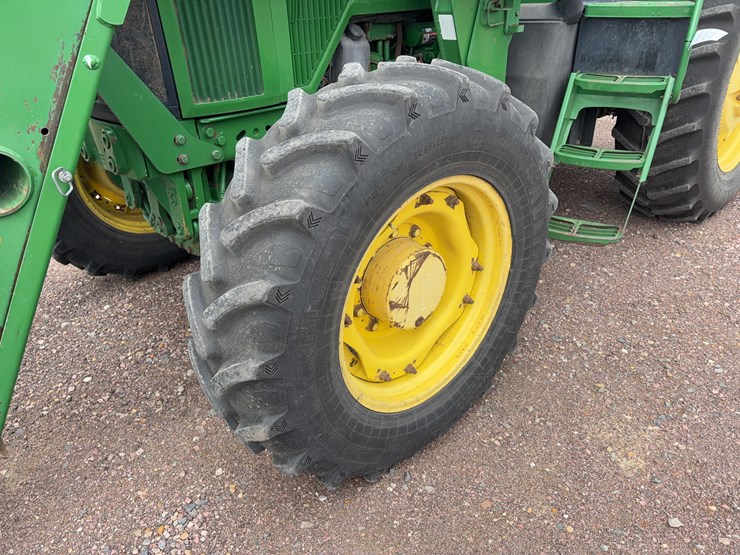 1999-john-deere-7810-image-37