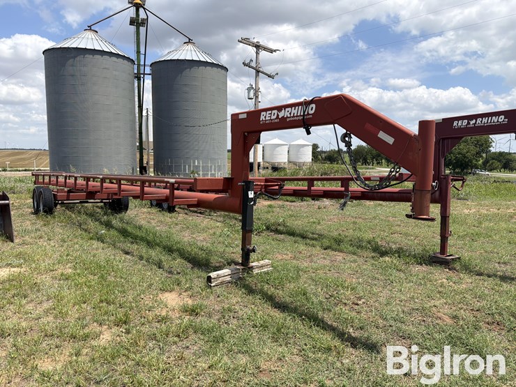 2019-red-rhino-7-bale-t/a-hay-trailer-image-3
