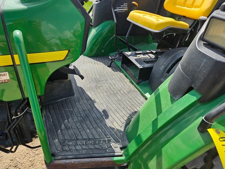 john-deere-5220-image-30