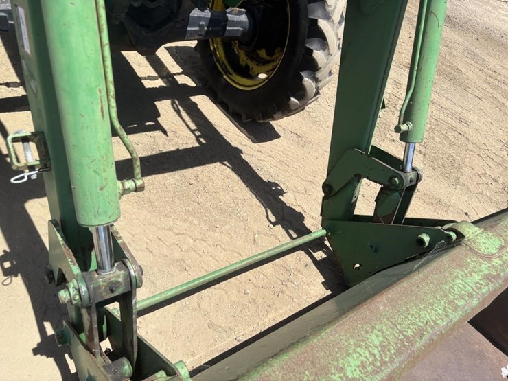 john-deere-5220-image-13