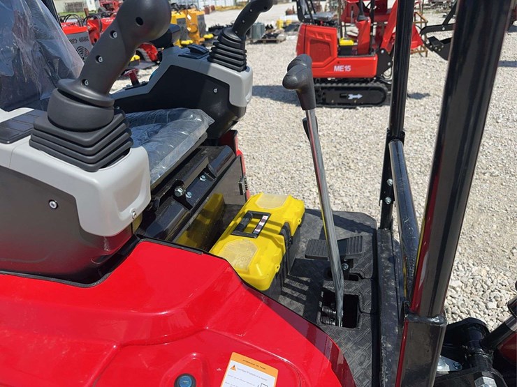 2026-sdline-sdee22-mini-excavator-image-10