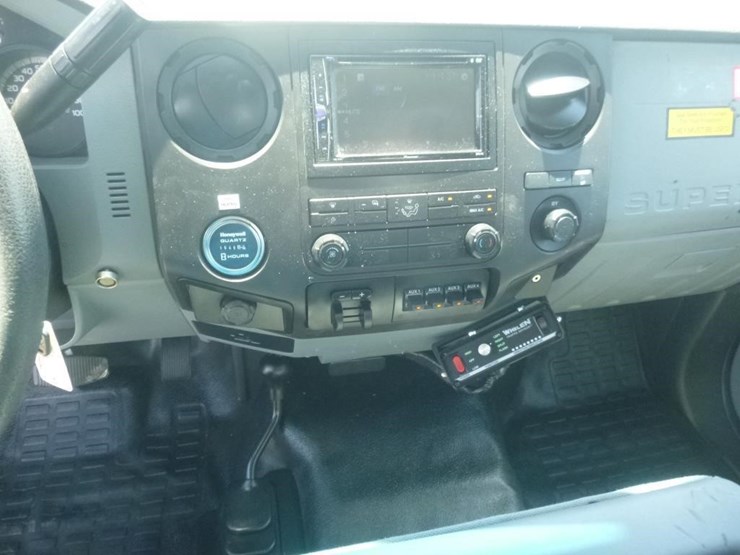 2015-ford-f550-image-19