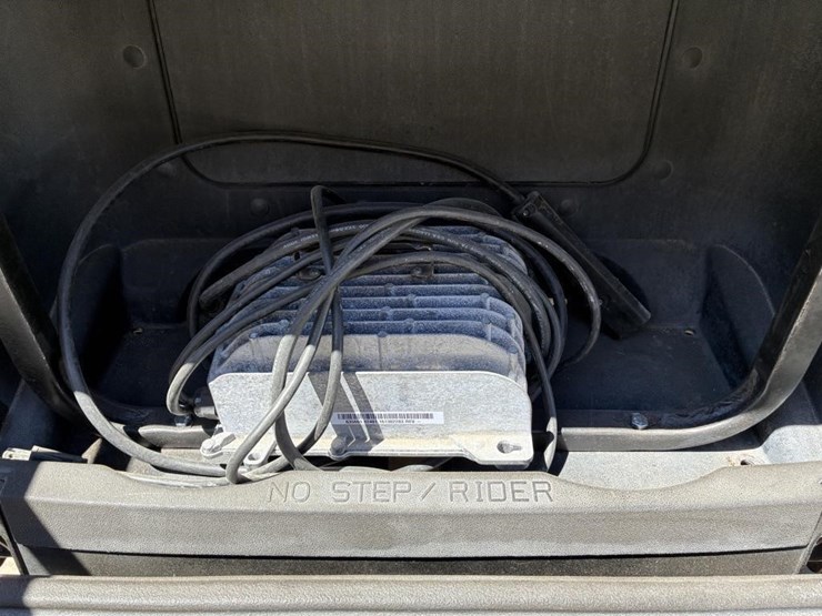 ez-go-utility-cart-image-18