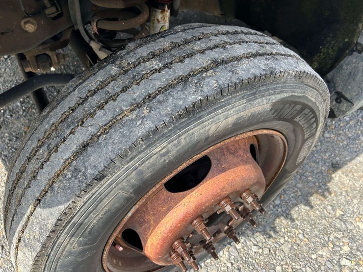 2014-ford-f450-image-15