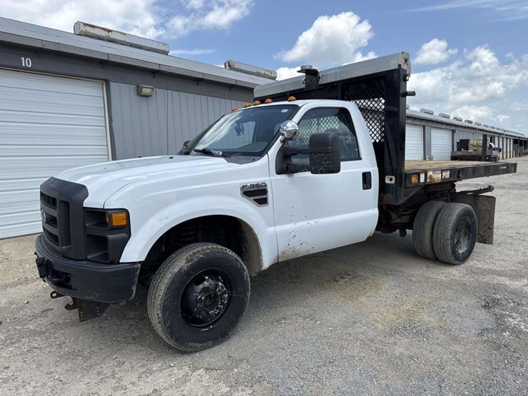 2010-ford-f350-image-1