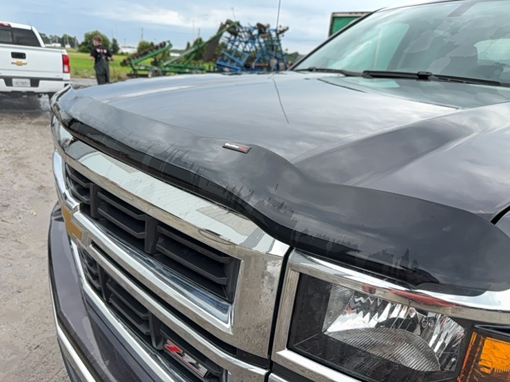 2014-chevrolet-silverado-lt-image-10