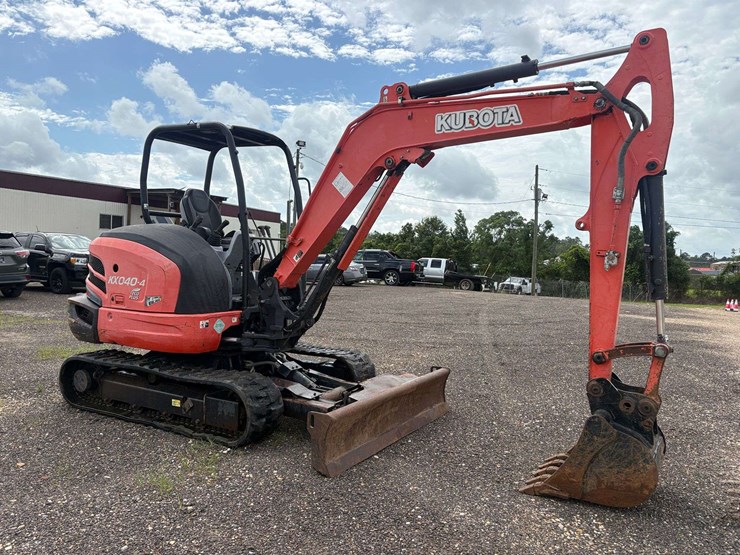 kubota-kx040-4-image-4