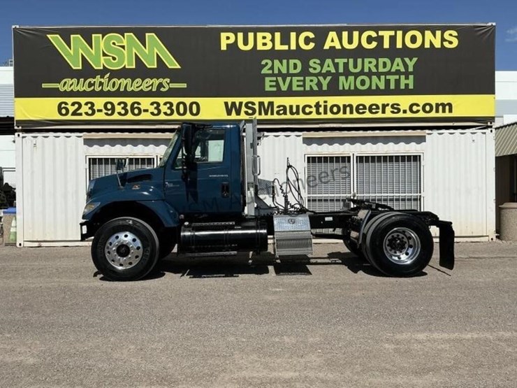 2007-international-7500-image-1
