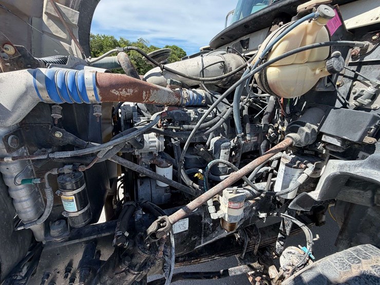 2006-mack-granite-ct713-image-23