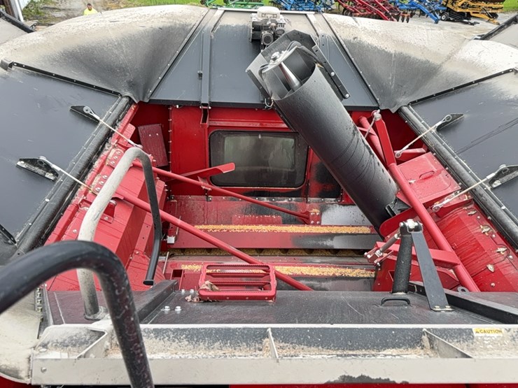 2022-case-ih-8250-image-56