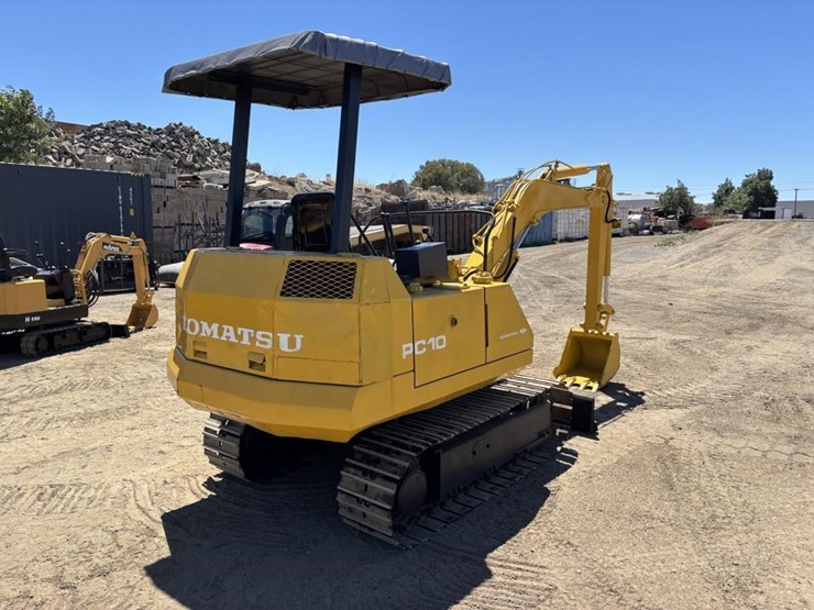komatsu-pc10-5-image-3