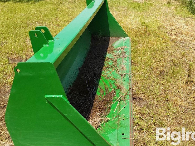john-deere-8-image-12