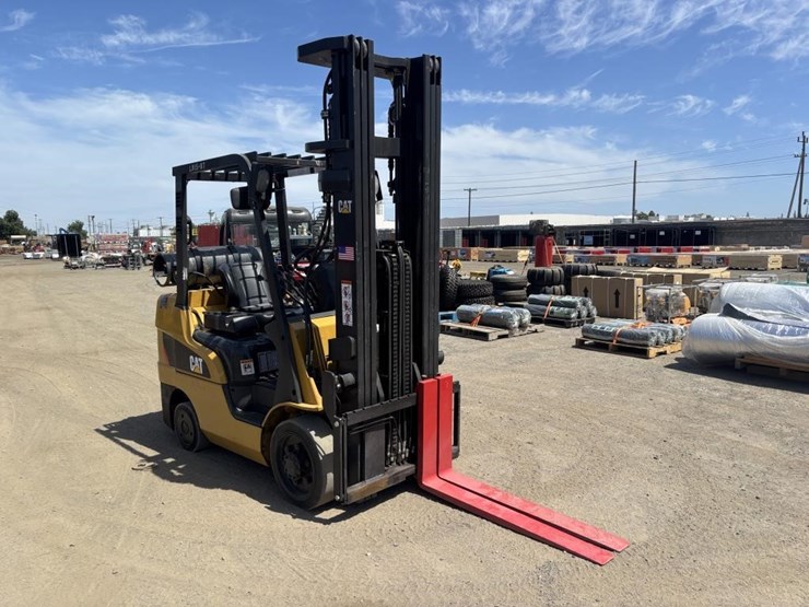 2015-caterpillar-2c6500-image-2