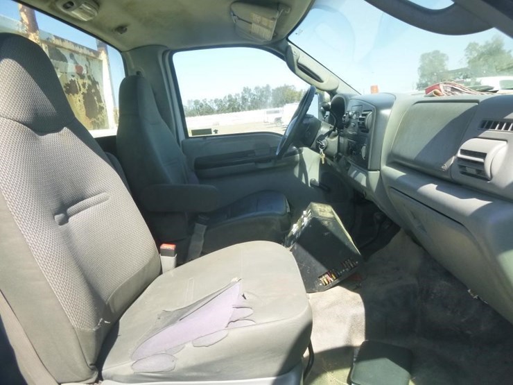 2007-ford-f450-image-19