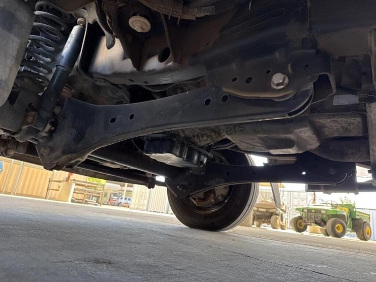 2017-ford-f550-image-27
