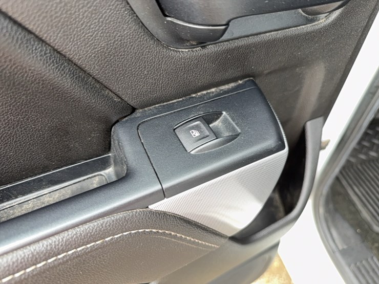 2016-chevrolet-silverado-ltz-image-47