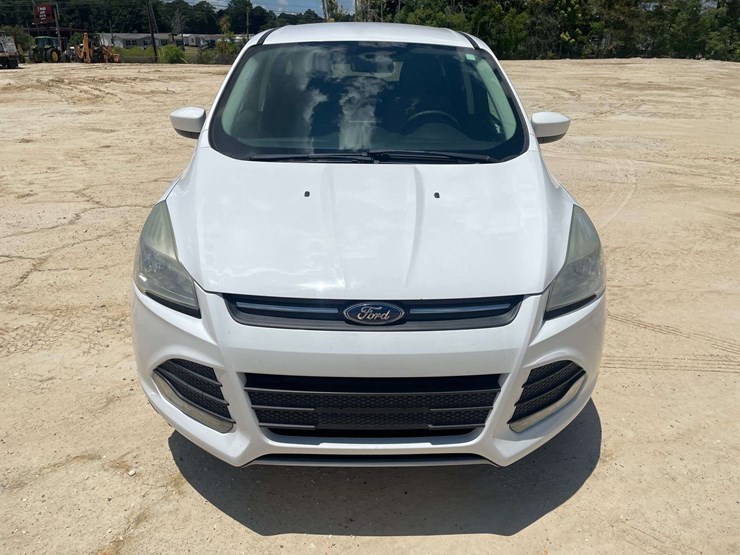 2015-ford-escape-se-image-5