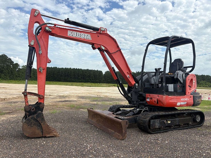 kubota-kx040-4-image-1