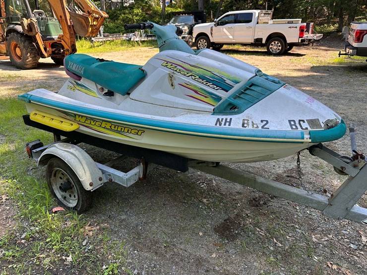 1997-yamaha-wave-raider-700-wave-runner-jet-ski-w/single-axle-trailer,-image-11